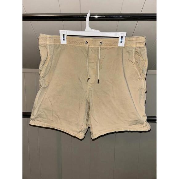 American Eagle Beige Shorts - Picture 1 of 2